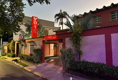 fachada do motel